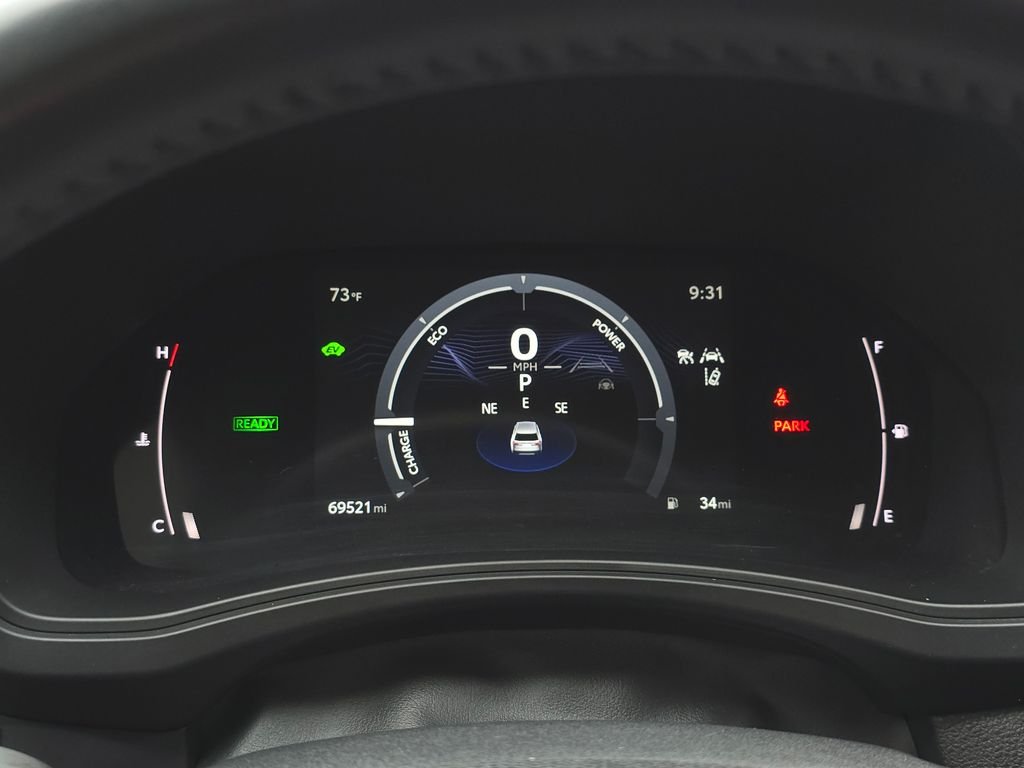Used 2024 White Toyota XLE image 23