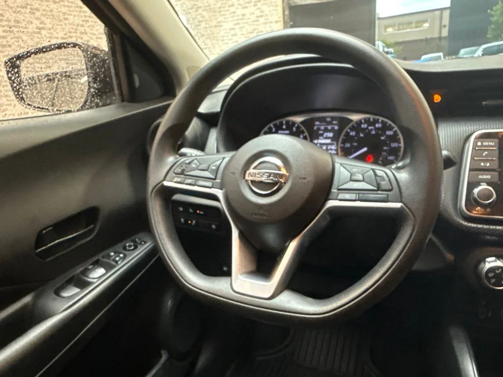 Used 2021 Super Black Nissan S image 18