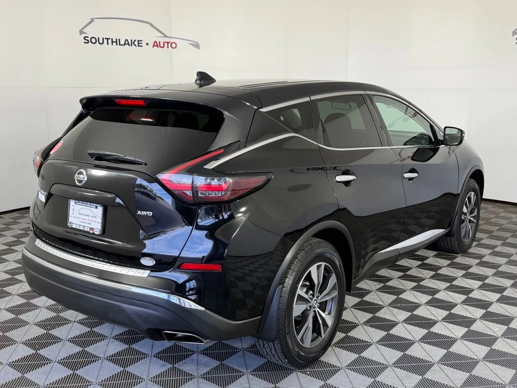 Used 2020 Black Nissan S image 8