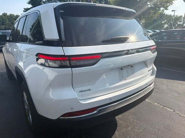 Used 2023 Bright White Clearcoat Jeep Limited image 6