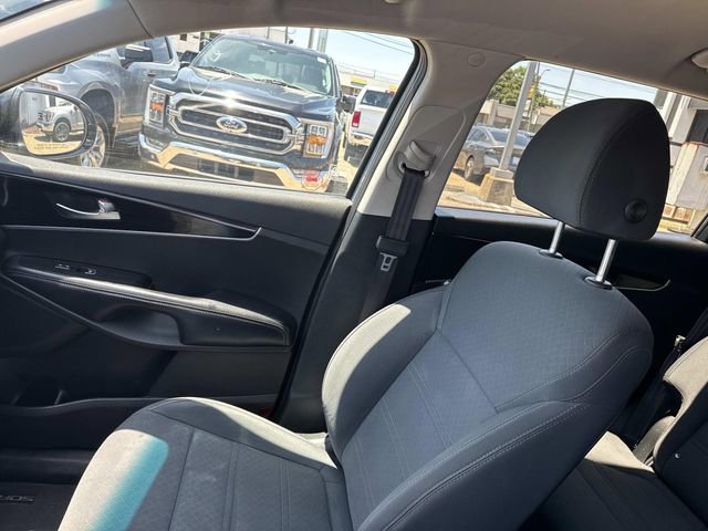 Used 2020 Everlasting Silve Kia LX image 20
