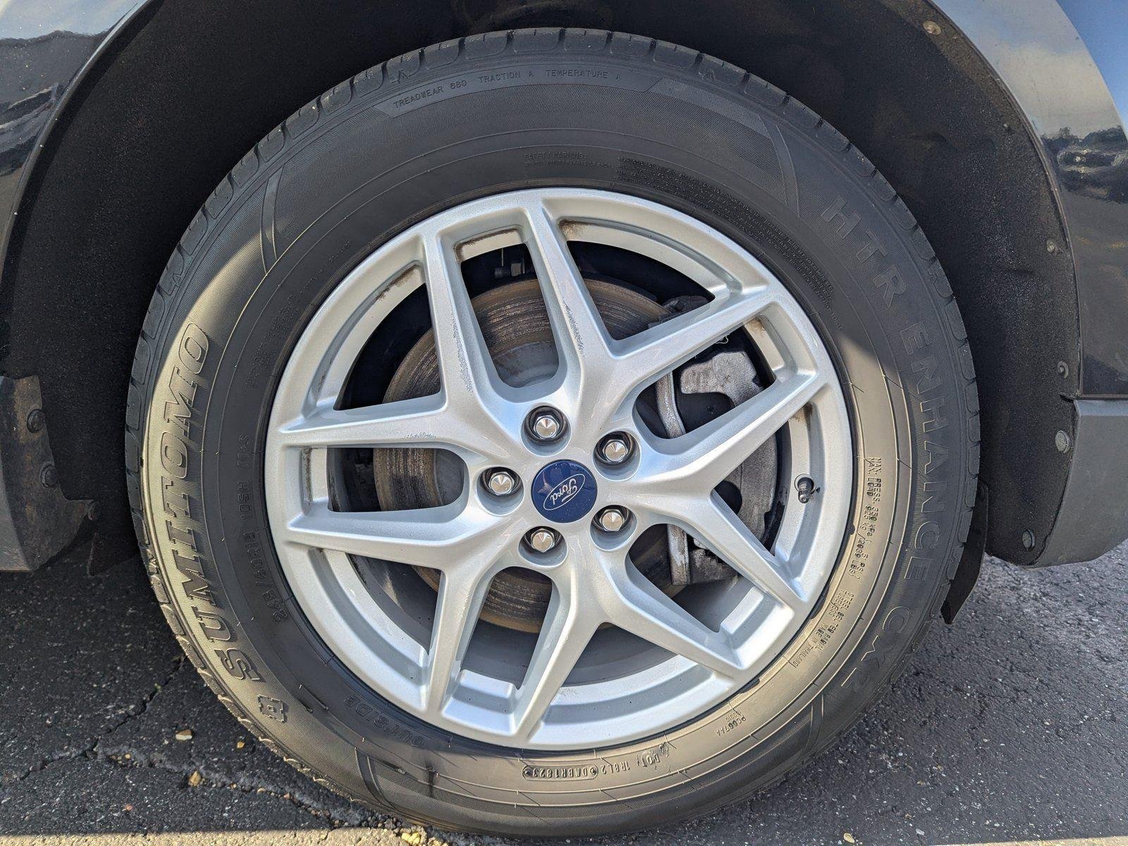 Used 2022 Agate Black Ford SEL image 38