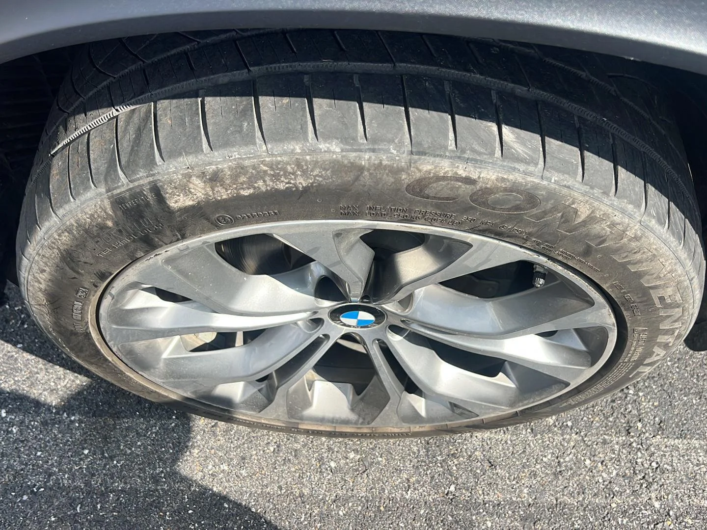 Used 2018 Space Gray Metallic BMW xDrive35i image 7