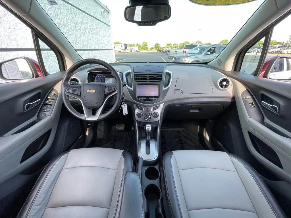 Used 2016 CRIMSON METALLIC Chevrolet LTZ image 3