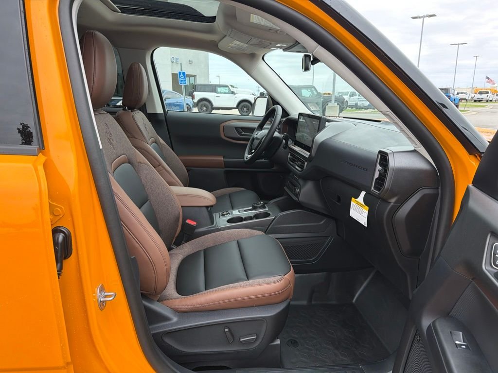 New 2026 Orange Fury Metallic Tri-Coat Ford Outer Banks® image 20