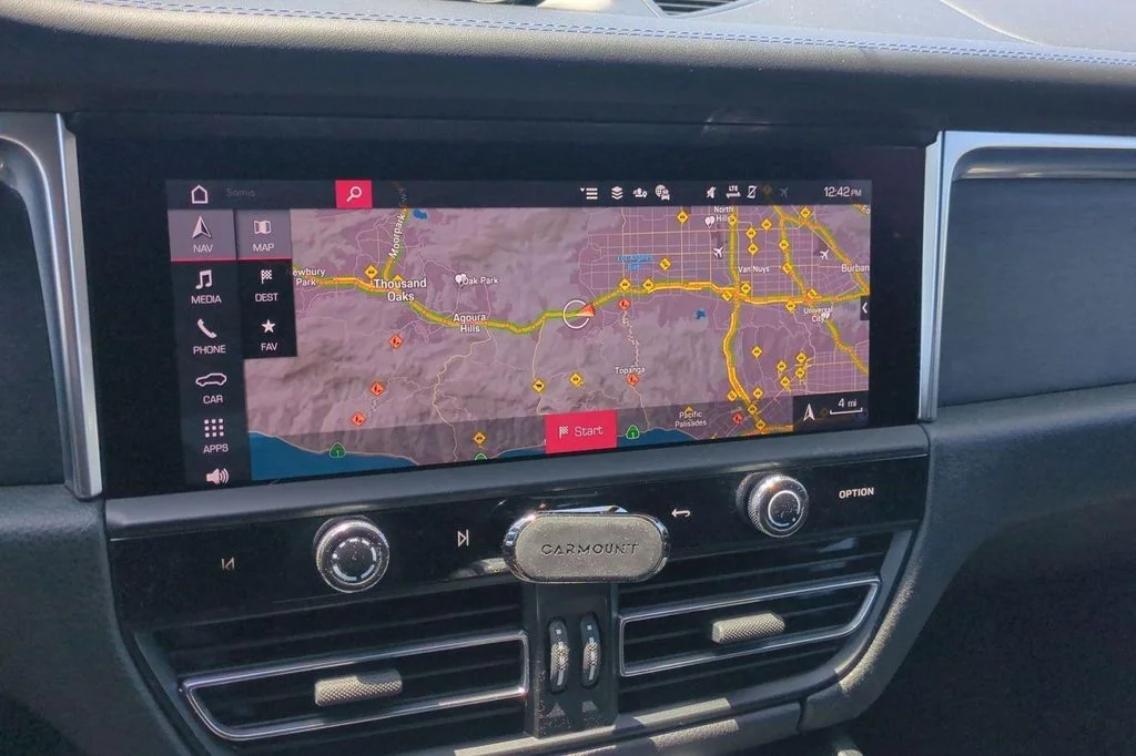 2023 Porsche Macan GTS - Photo 12