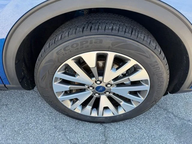 Certified Used 2022 Blue Metallic Ford Titanium image 11