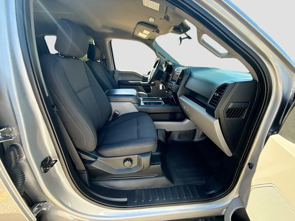 Used 2020 Silver Ford XL image 30