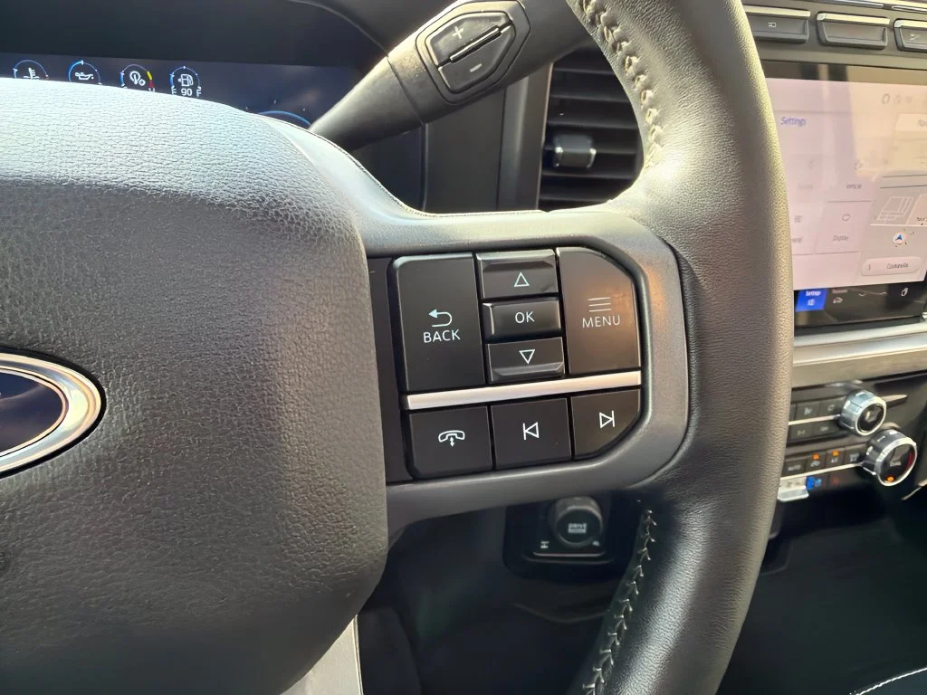 Used 2024 Star White Metallic Tri-Coat Ford Lariat image 24