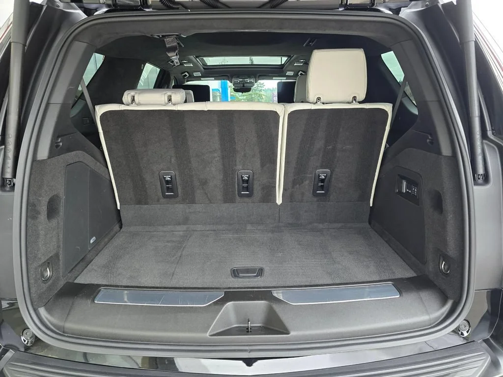 Used 2025 Black Raven Cadillac Escalade-V image 15