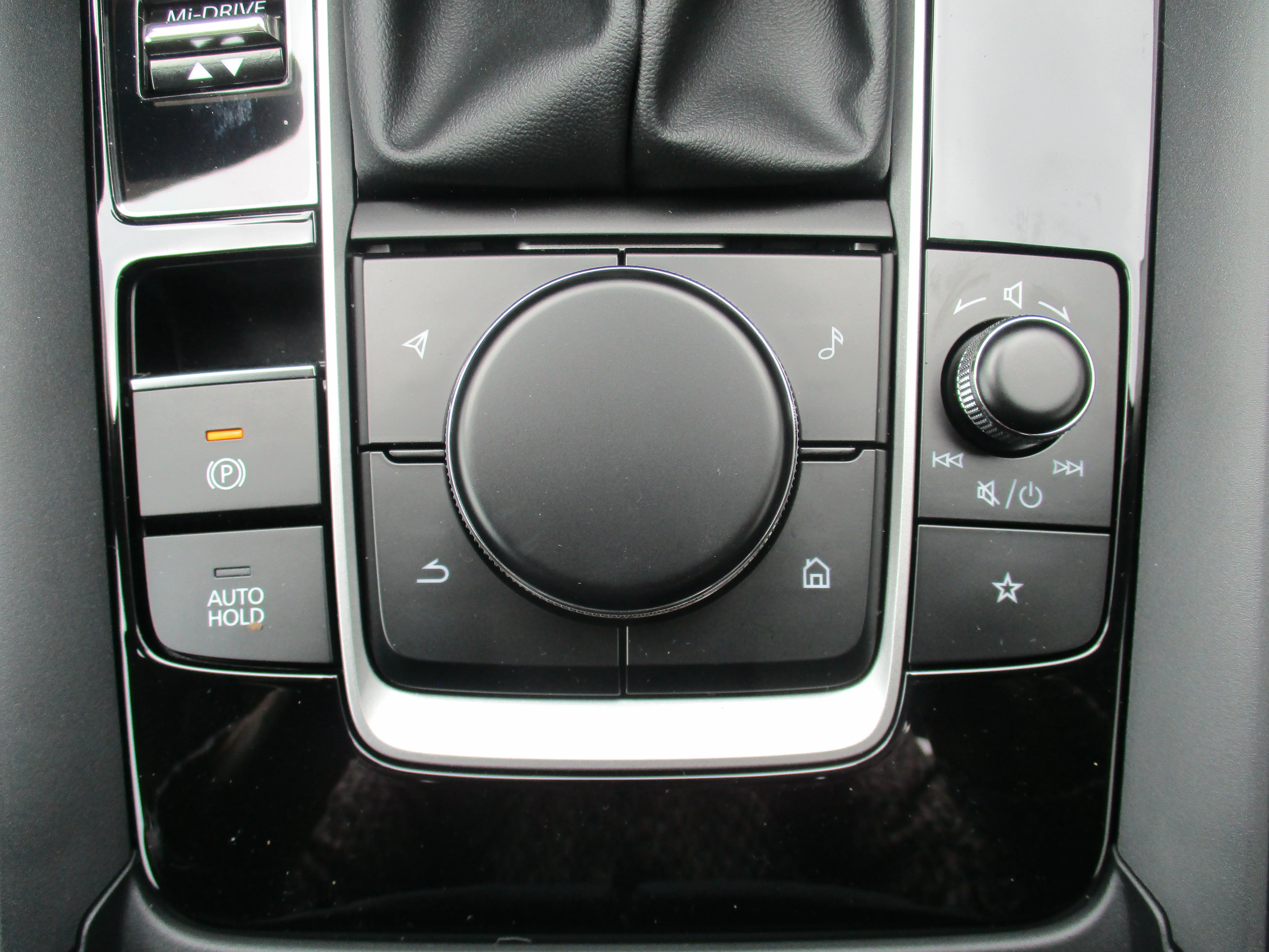 New 2026 Polymetal Gray Metallic Mazda 2.5 S Premium image 15