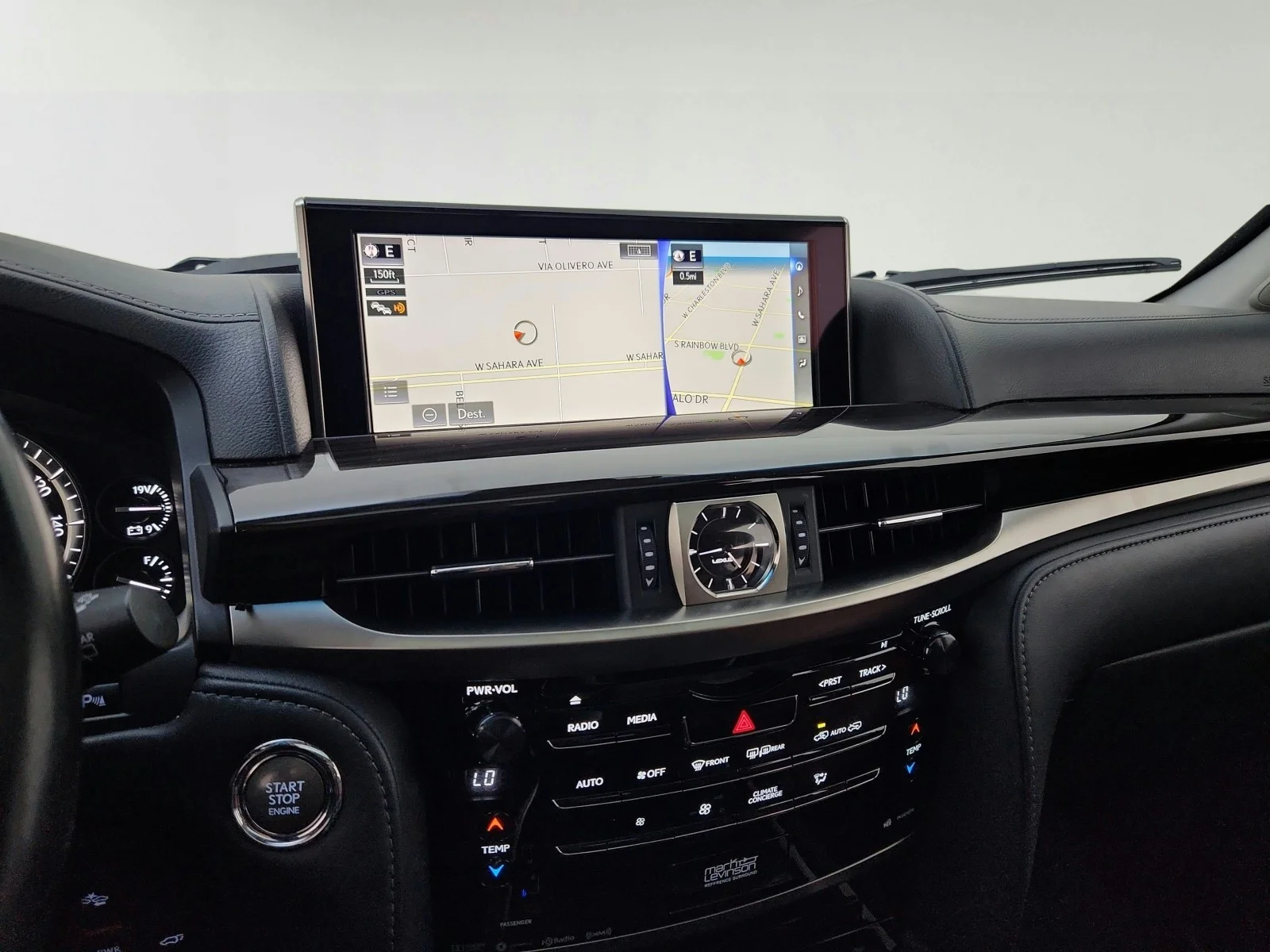 Used 2016 Black Onyx Lexus 5-DR SUV image 20