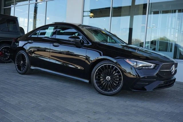 Used 2026  Mercedes-Benz CLA 250 image 1