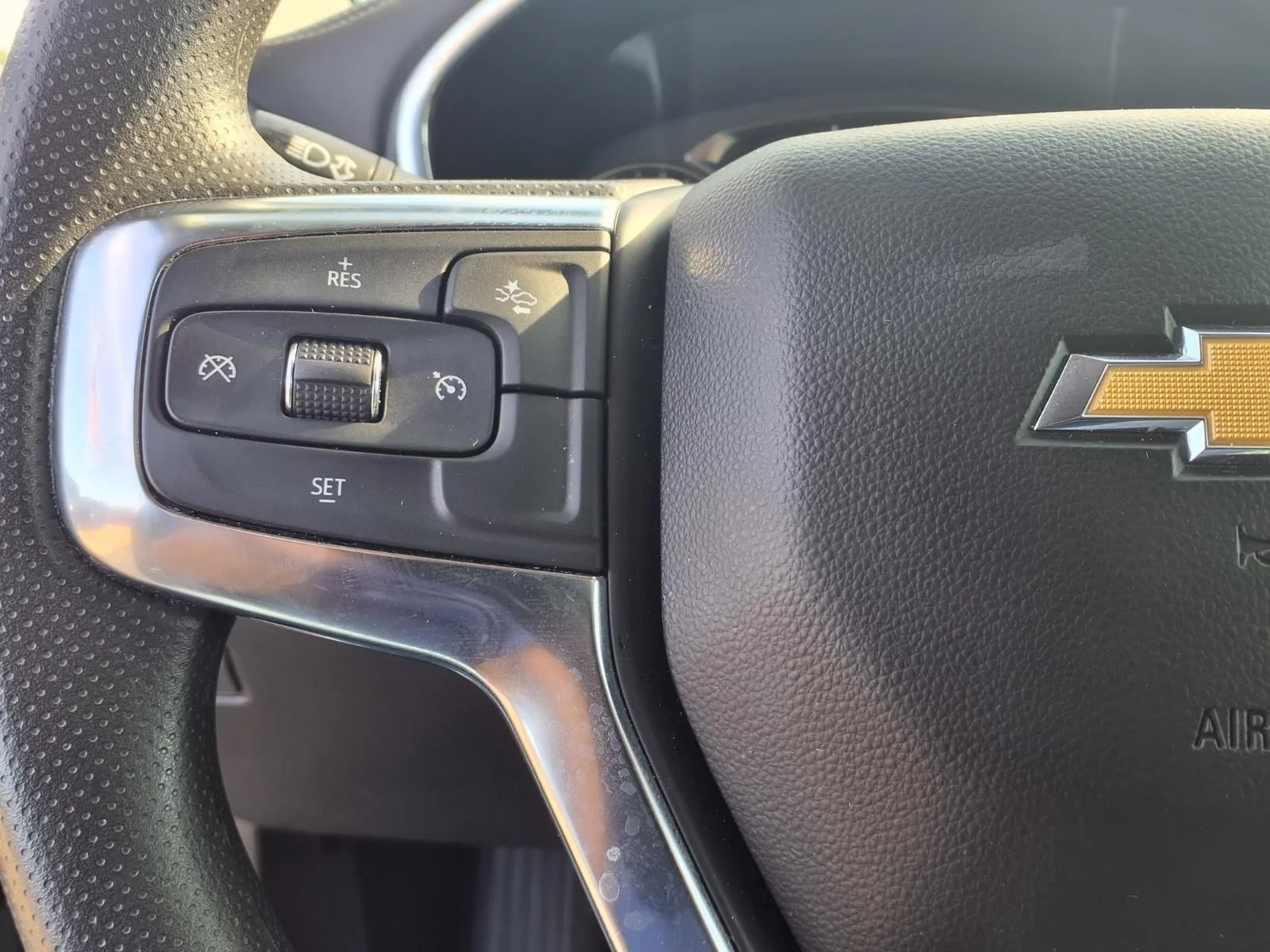 Used 2025 Gray Chevrolet LT image 19