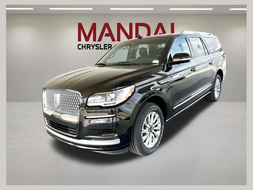 2024 Lincoln Navigator Premiere L 4WD's photo