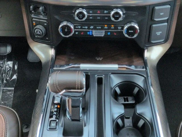 New 2026 Gray Ford King Ranch image 19