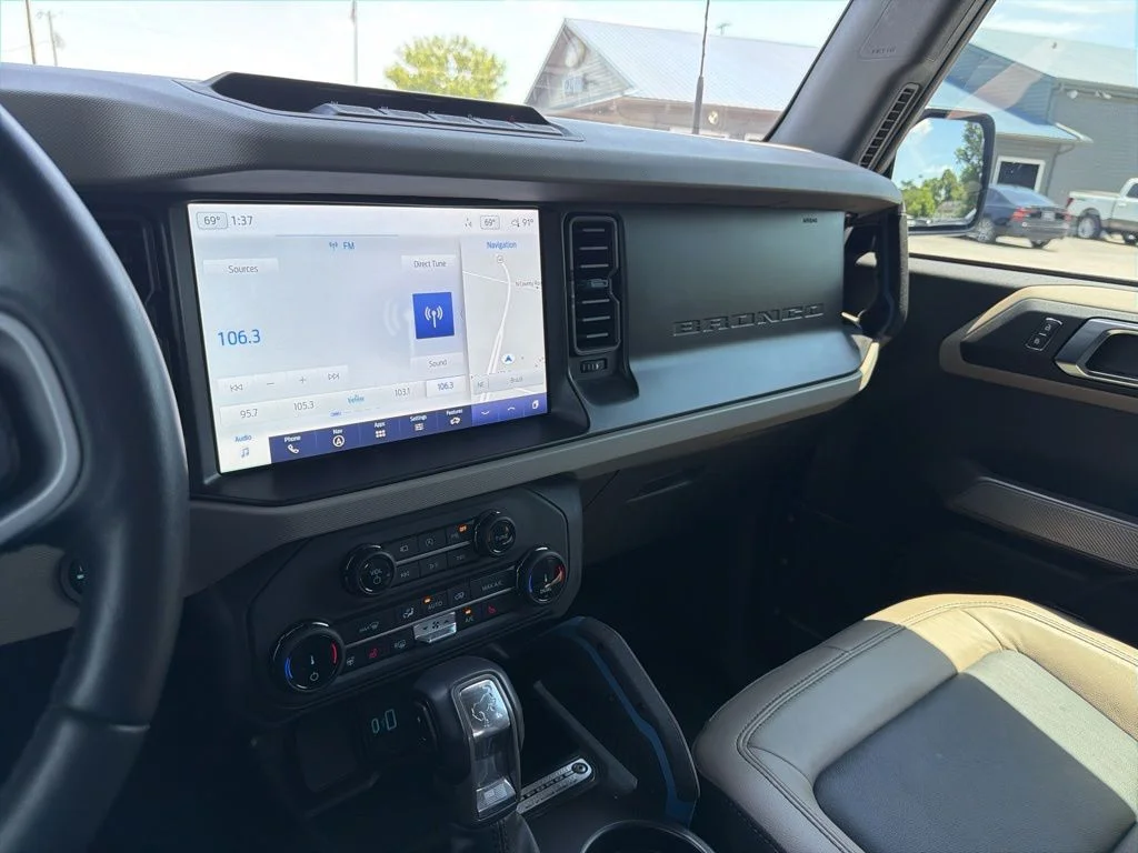 Used 2022 Gray Ford Wildtrak image 31