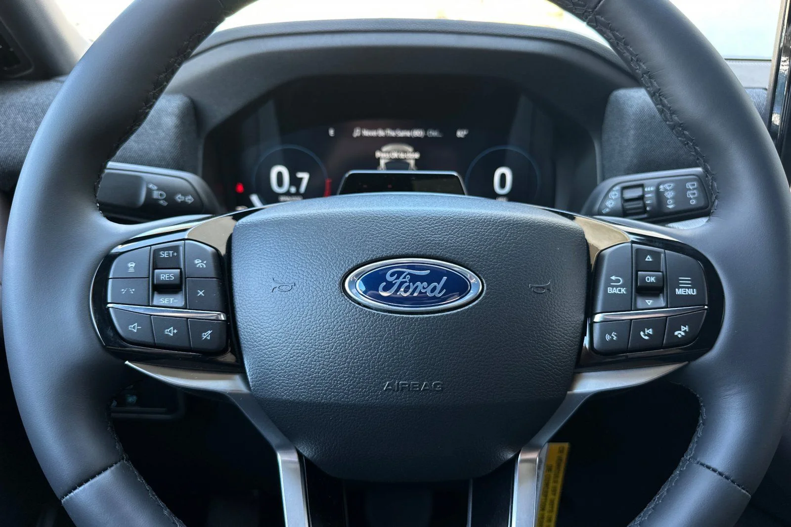 New 2026 White Ford Platinum image 24
