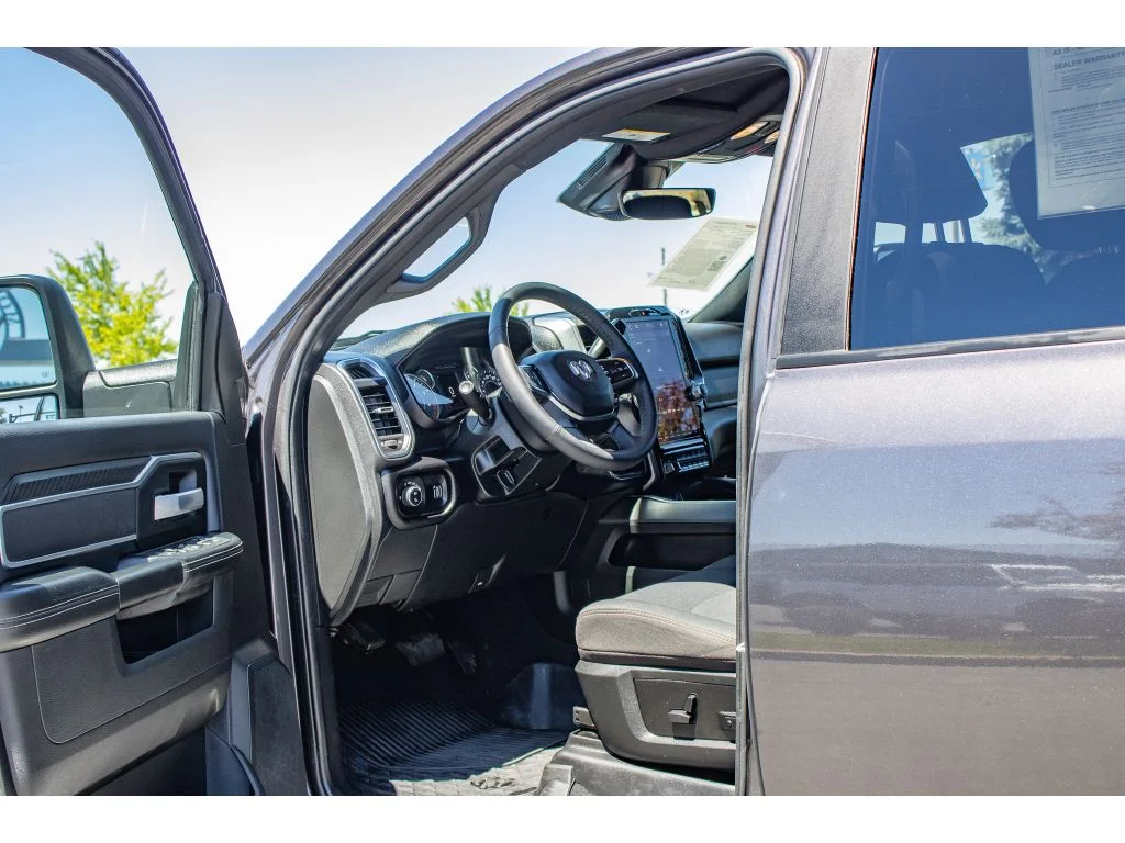 Used 2025 Granite Crystal Metallic Clearcoat Ram Big Horn image 27