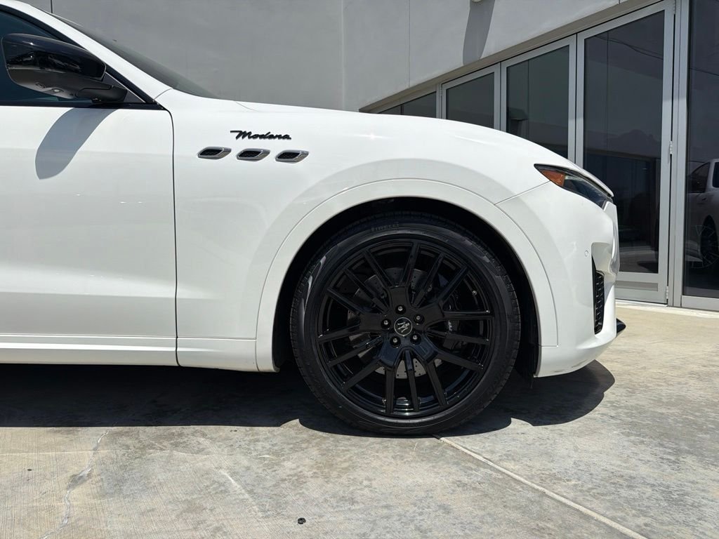 Certified Used 2023 Bianco Maserati Modena image 10