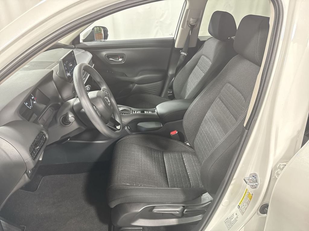 2026 Honda HR-V LX - Photo 13