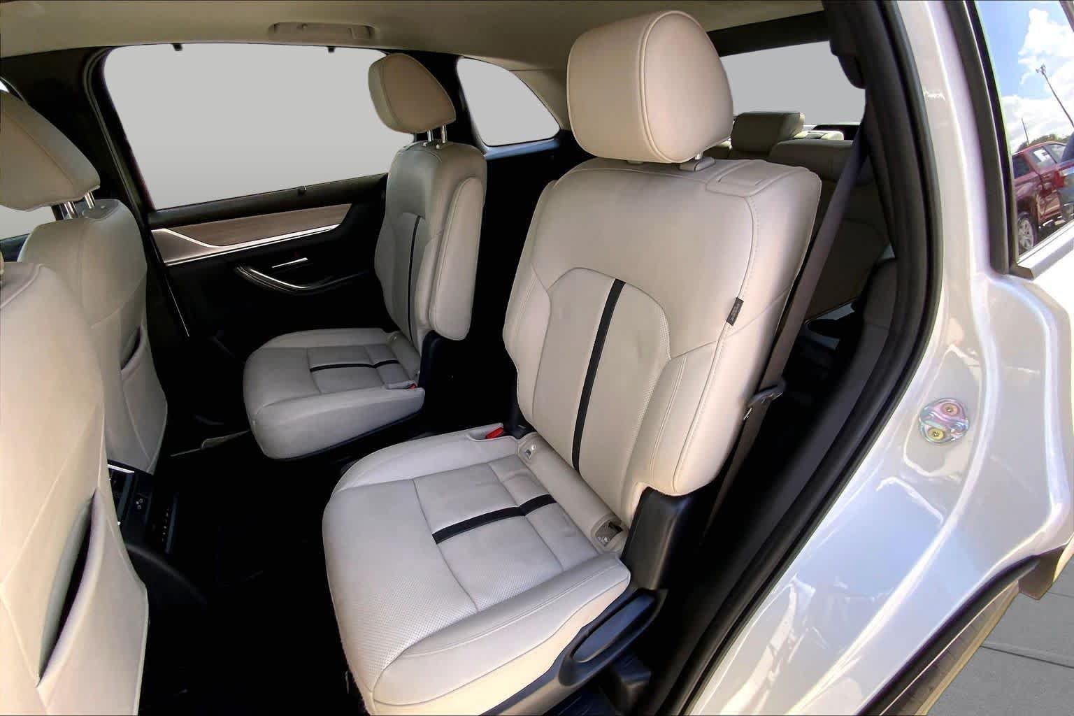 2025 Mazda CX-90 Preferred Package - Photo 21