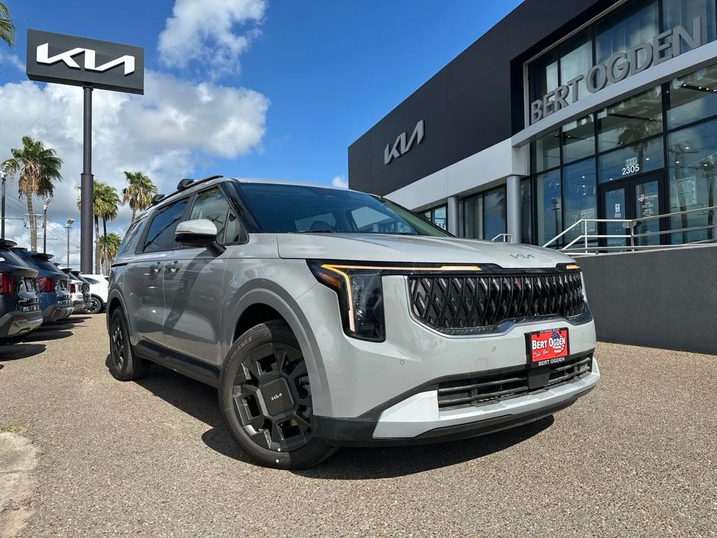 New 2026 White Kia EX image 1