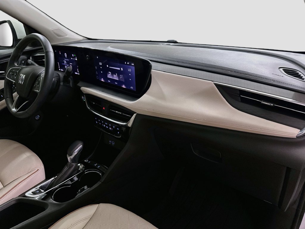 Used 2025 White Frost Buick Avenir image 28