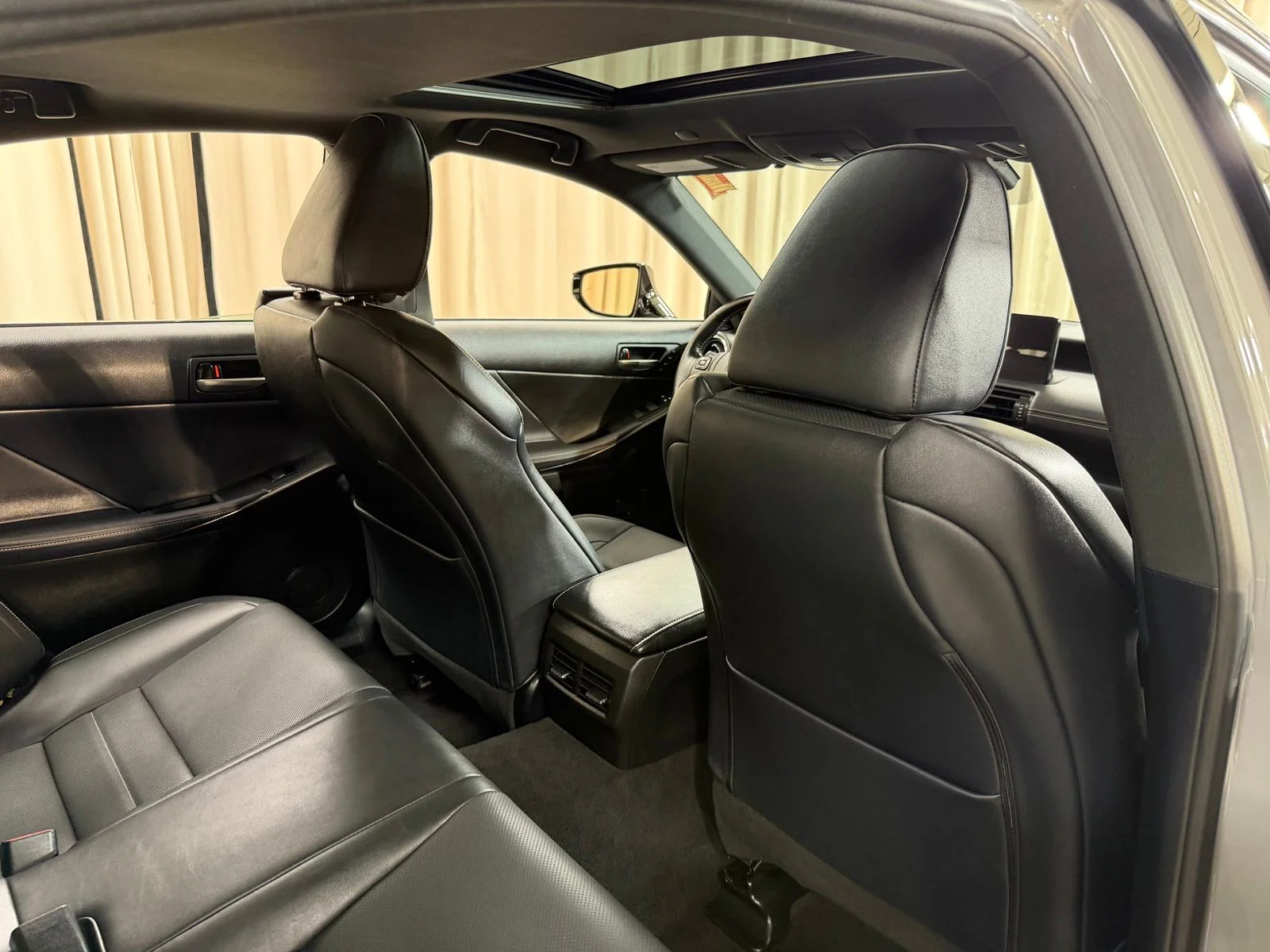 Used 2024  Lexus 350 F SPORT image 39
