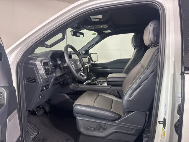 New 2026 Star White Metallic Tri-Coat Ford Lariat image 11