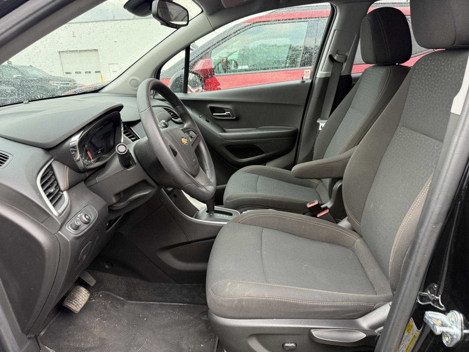Used 2021 Mosaic Black Metallic Chevrolet LS image 8