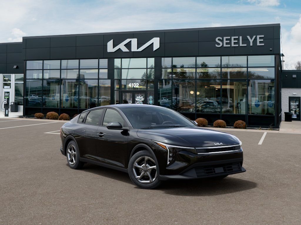 New 2026 Aurora Black Pearl Kia LXS image 8