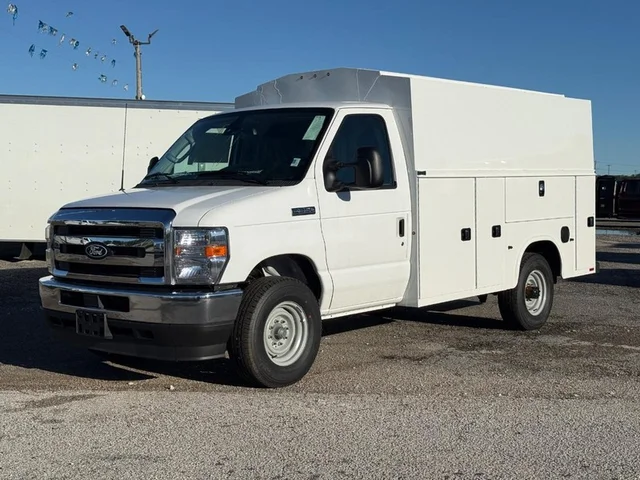 2026 Ford E-350 SRW Medium Roof KUV