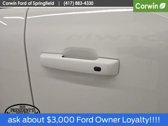 New 2026 Oxford White Ford F-250® XLT image 10