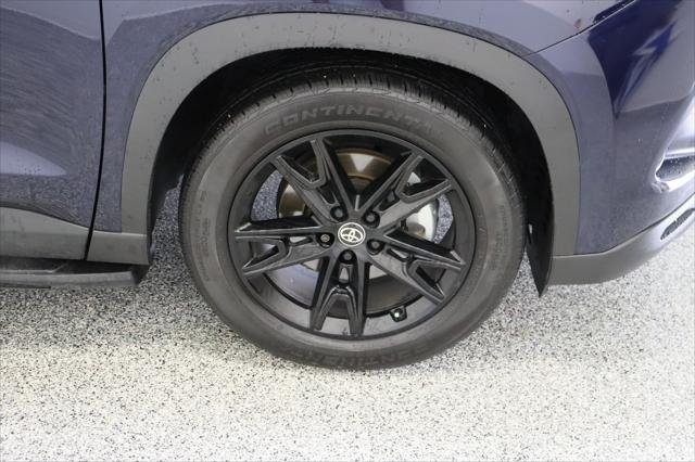 Certified Used 2025 Blueprint Toyota Limited 2.4T image 5