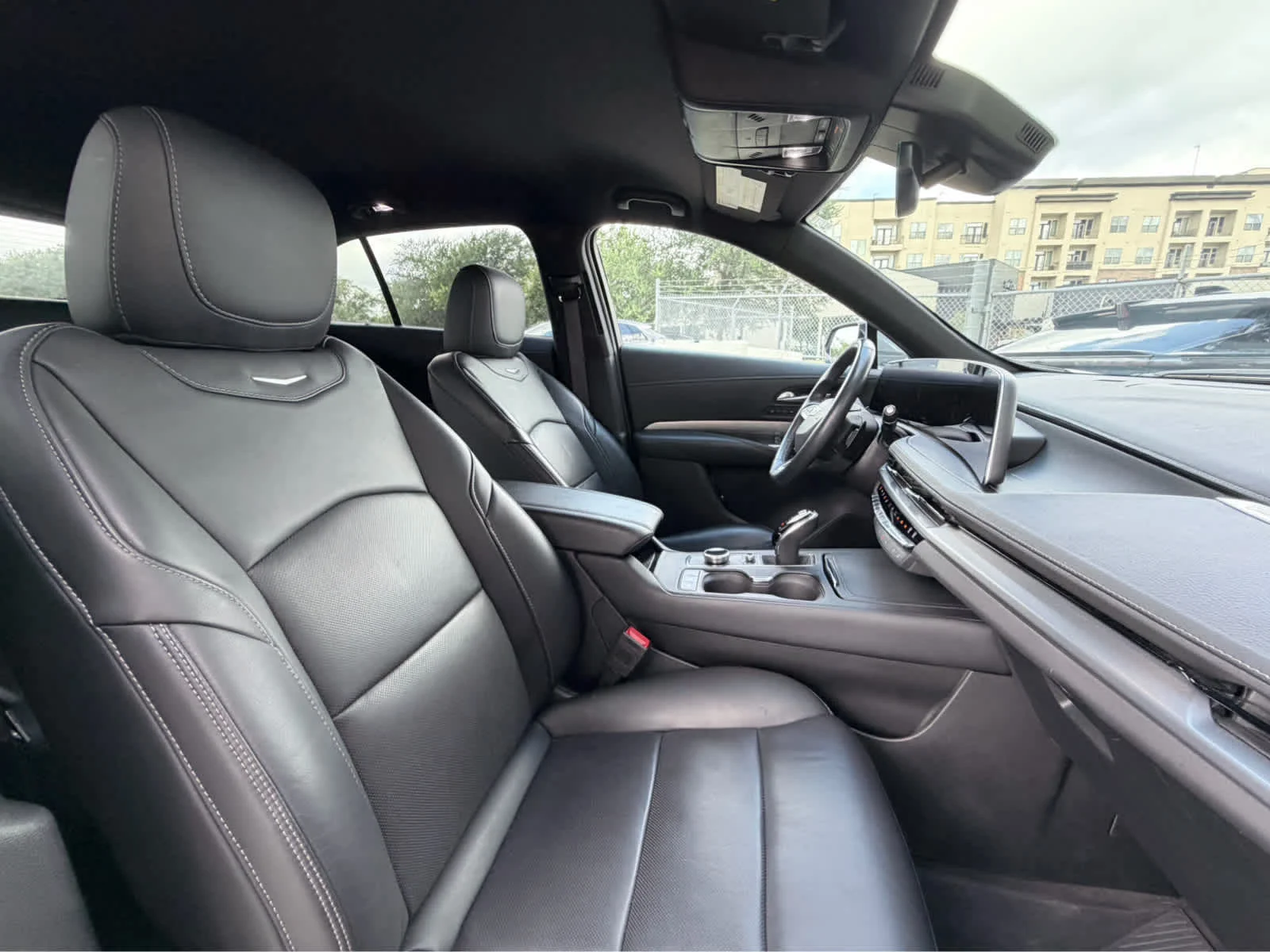 Used 2024 Argent Silver Metallic Cadillac Premium Luxury image 17