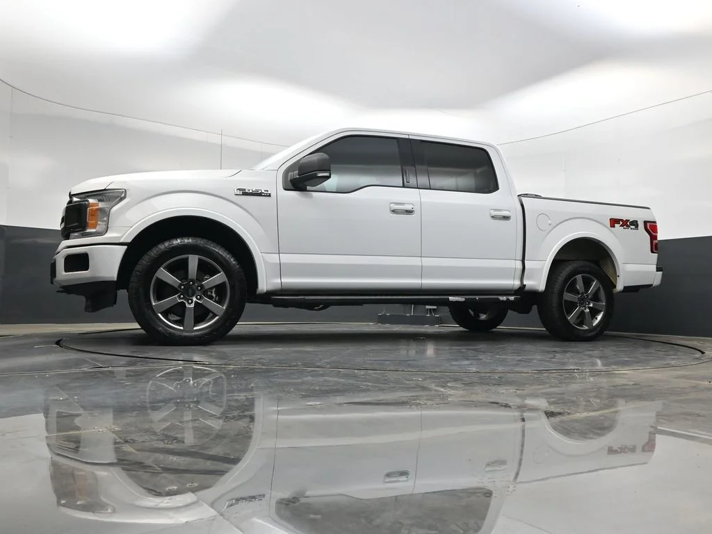 Used 2018 White Ford XLT image 28