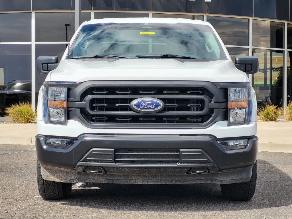 Used 2023 White Ford XL image 3
