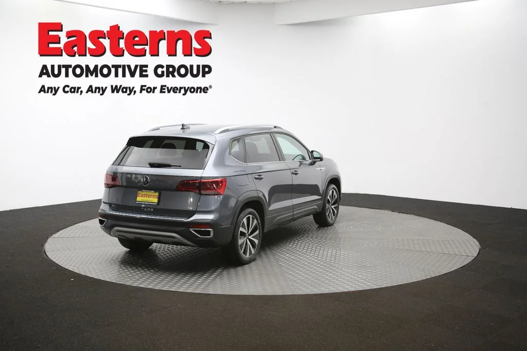 Used 2023 Gray Volkswagen 1.5T SE image 39
