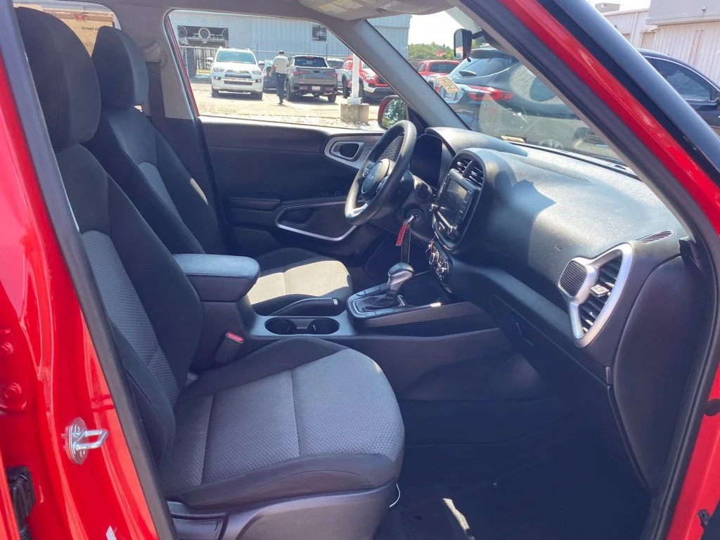 Used 2023 Red Kia LX image 16