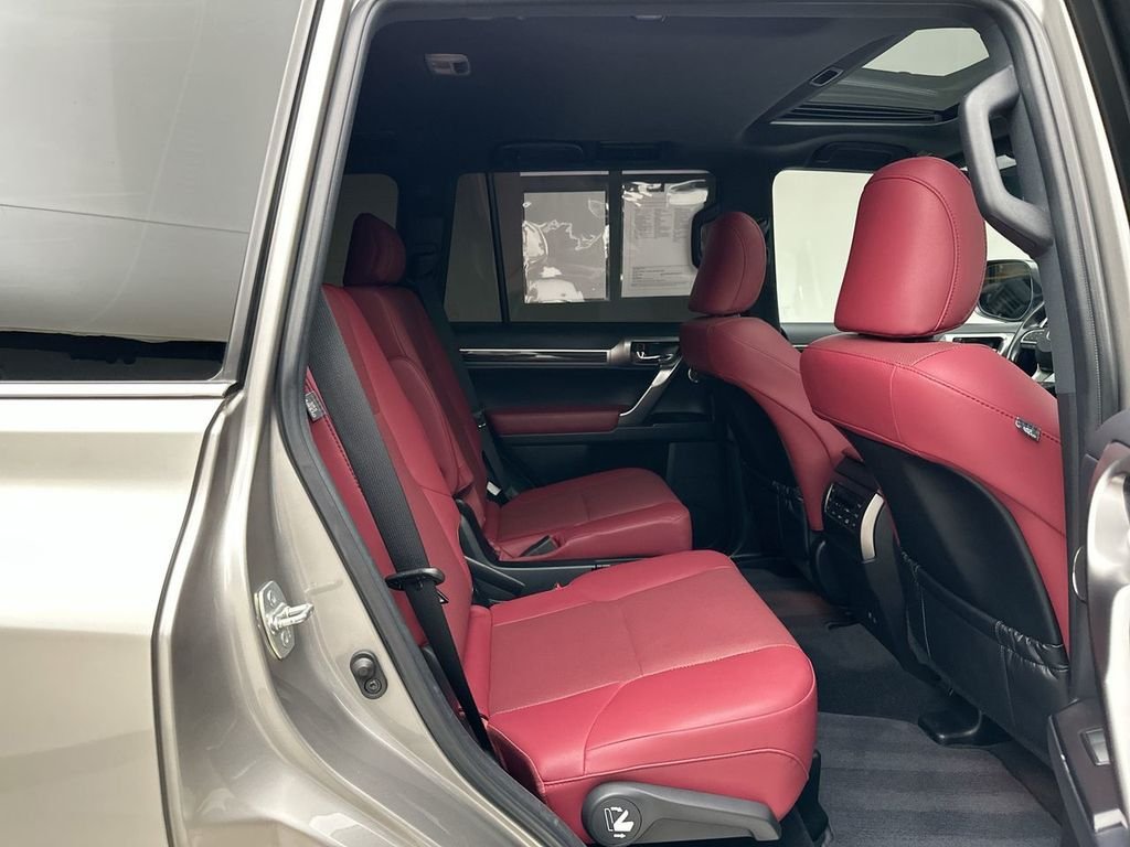 Used 2023 Silver Lexus 460 image 19