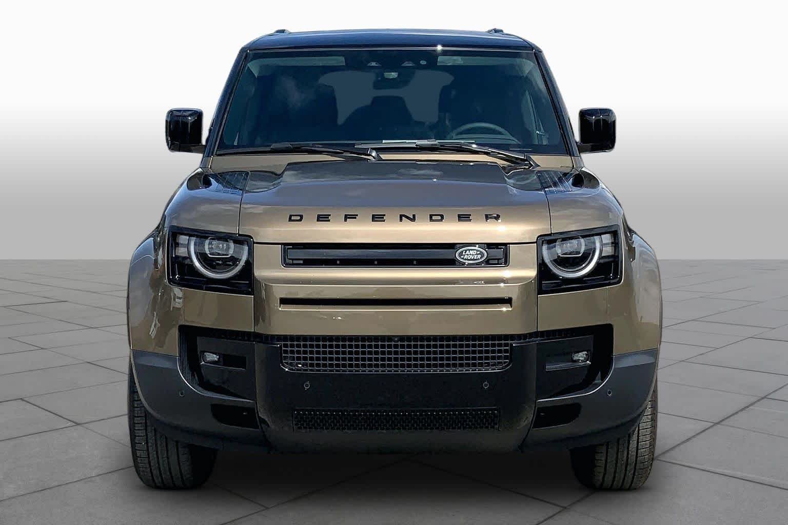 New 2026 Gondwana Stone Metallic Land Rover S image 3
