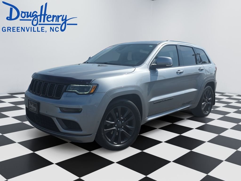 Used 2019 Silver Jeep Overland image 1