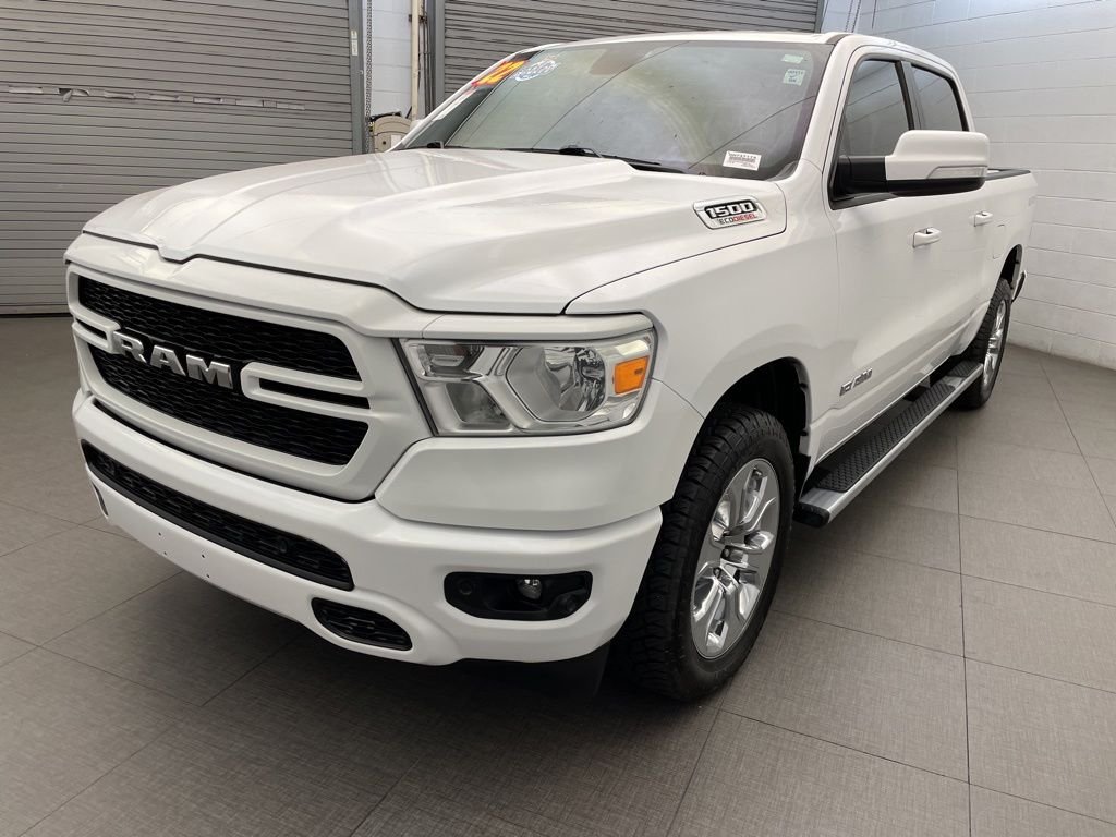 Certified Used 2022 White Ram Big Horn/Lone Star image 6
