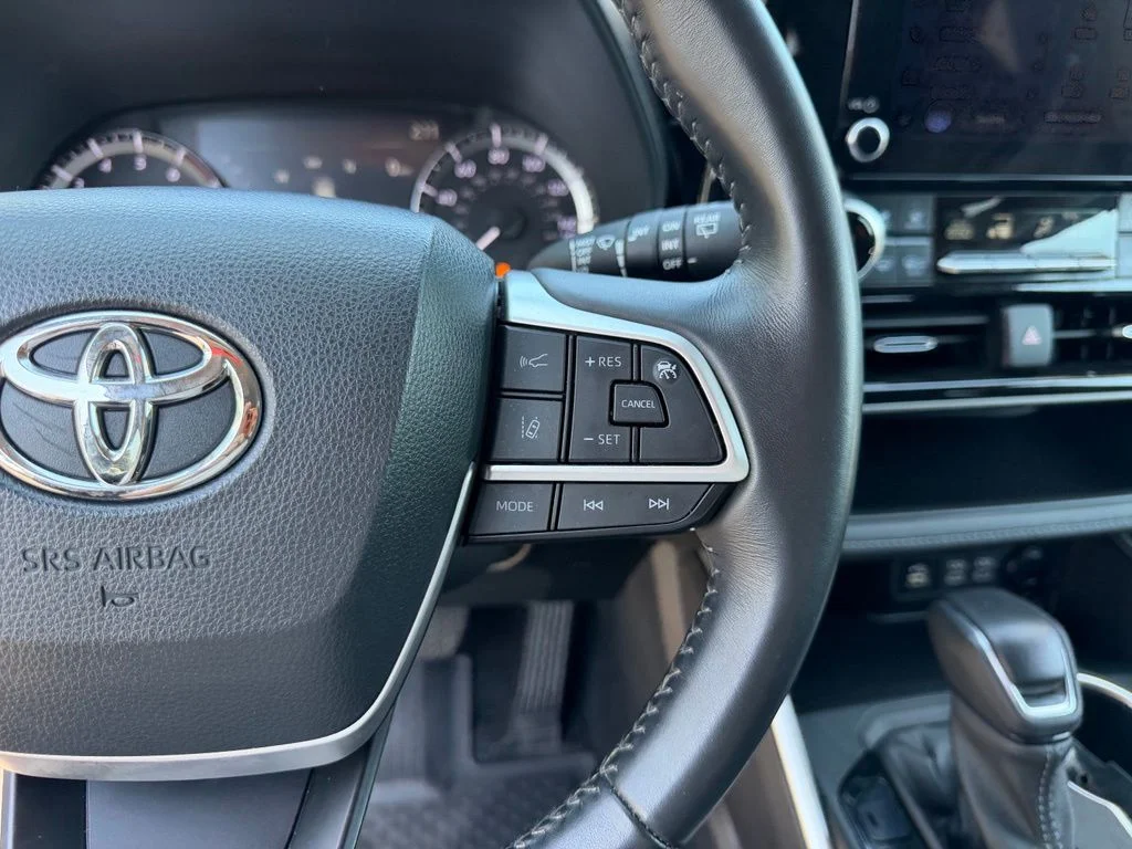 Used 2024 Midnight Black Metallic Toyota LE image 19