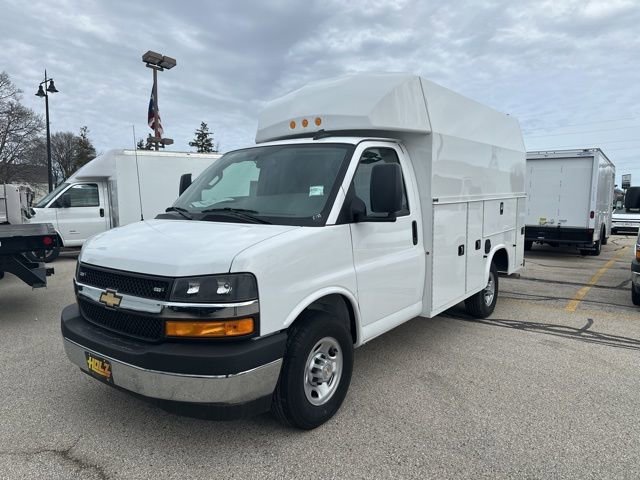 2025 Chevrolet Express 3500 139" WB's photo