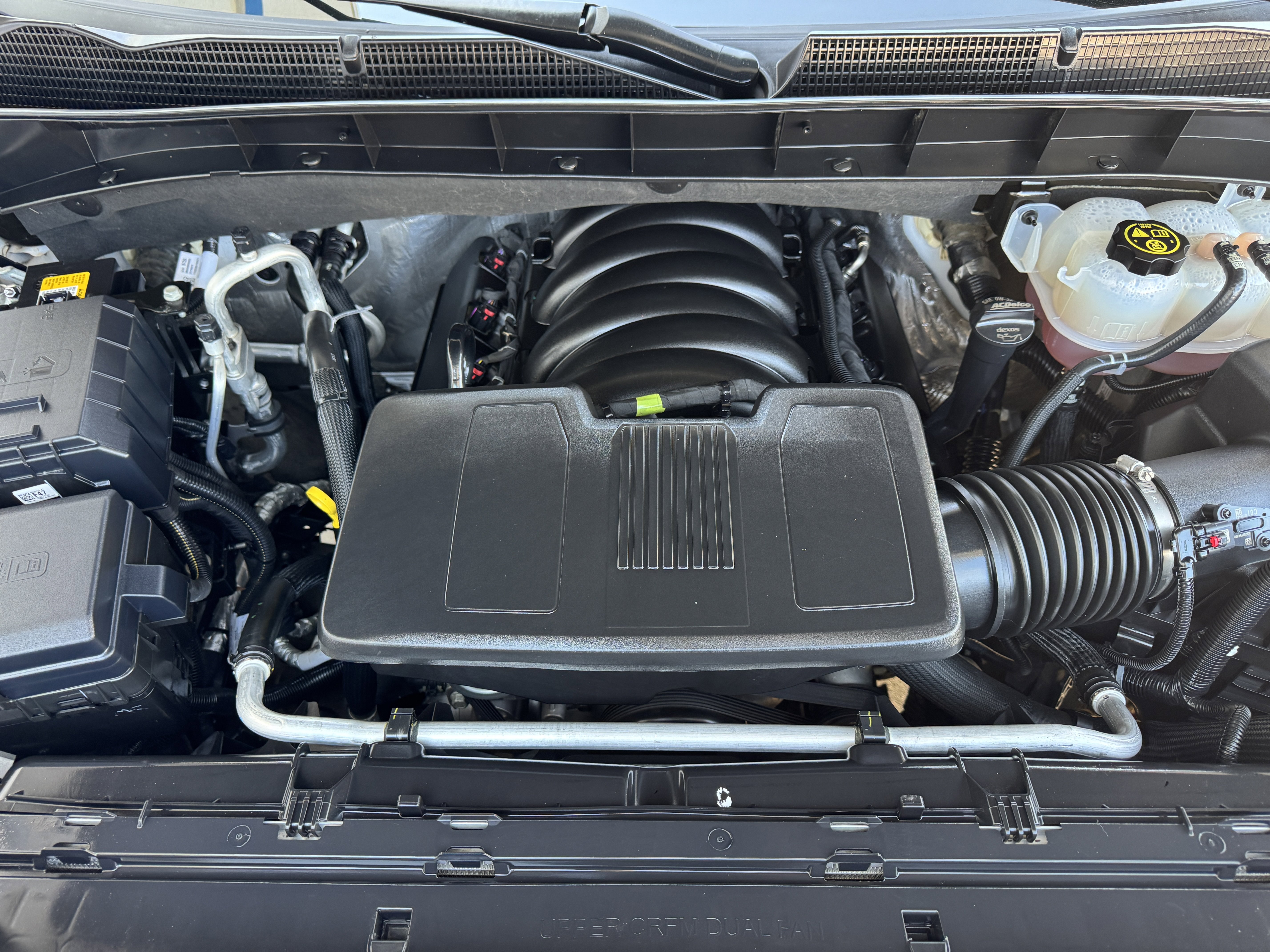 2024 GMC Sierra 1500 SLT - Photo 24