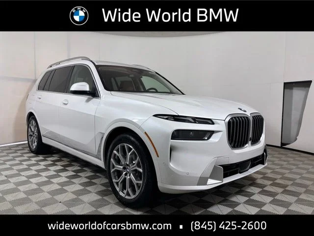 2027 BMW X7