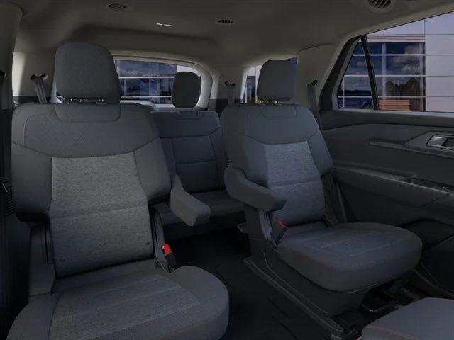 New 2026 Star White Metallic Tri-Coat Ford Active image 36
