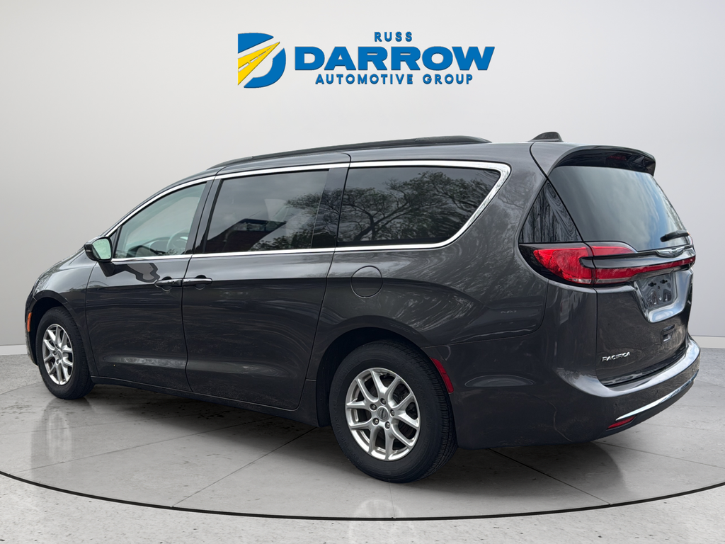 Used 2022 Gray Chrysler Touring L image 3
